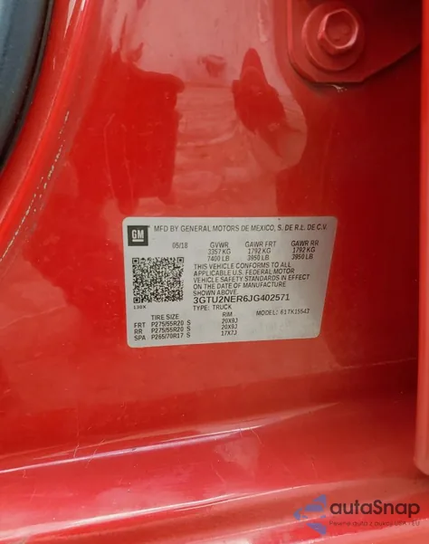 2018 GMC Sierra K1500 Slt z USA, uszkodzony, nr VIN 3GTU2NER6JG402571